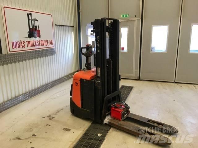 BT SPE 125 L Transpallet uomo a terra