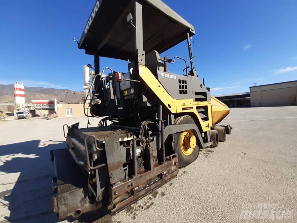 Volvo ABG 6870 Finitrici