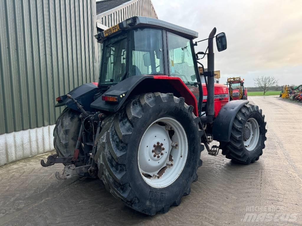 Massey Ferguson 8130 Trattori