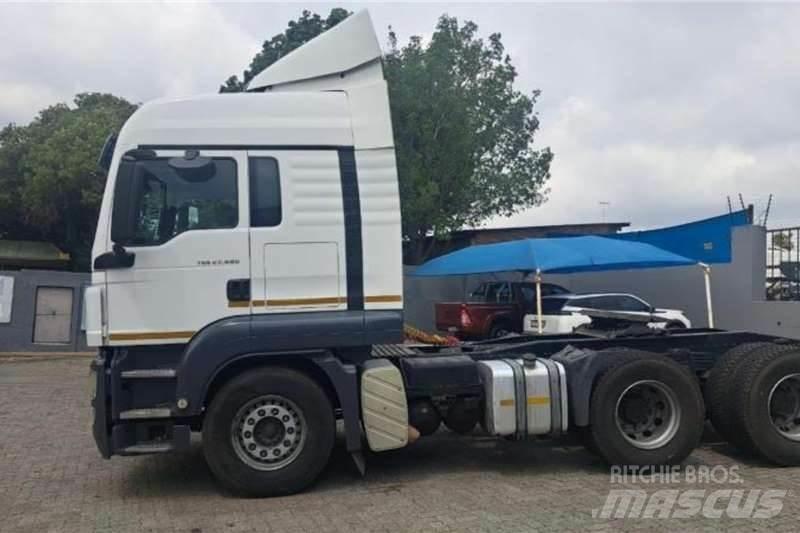 MAN 27.480 Camion altro