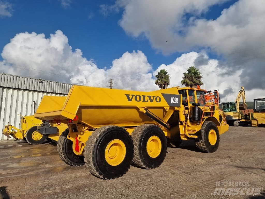 Volvo A 25 D Dumpers articolati