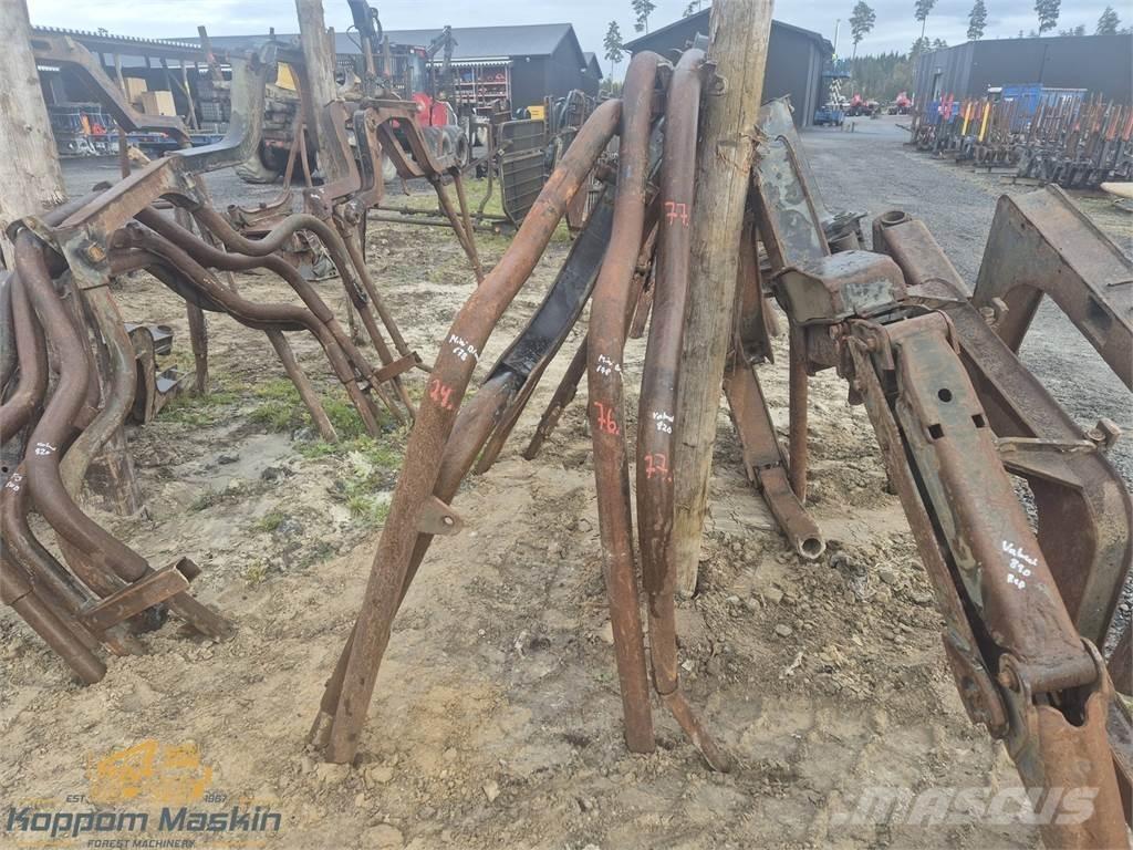 Valmet 820 Altri componenti