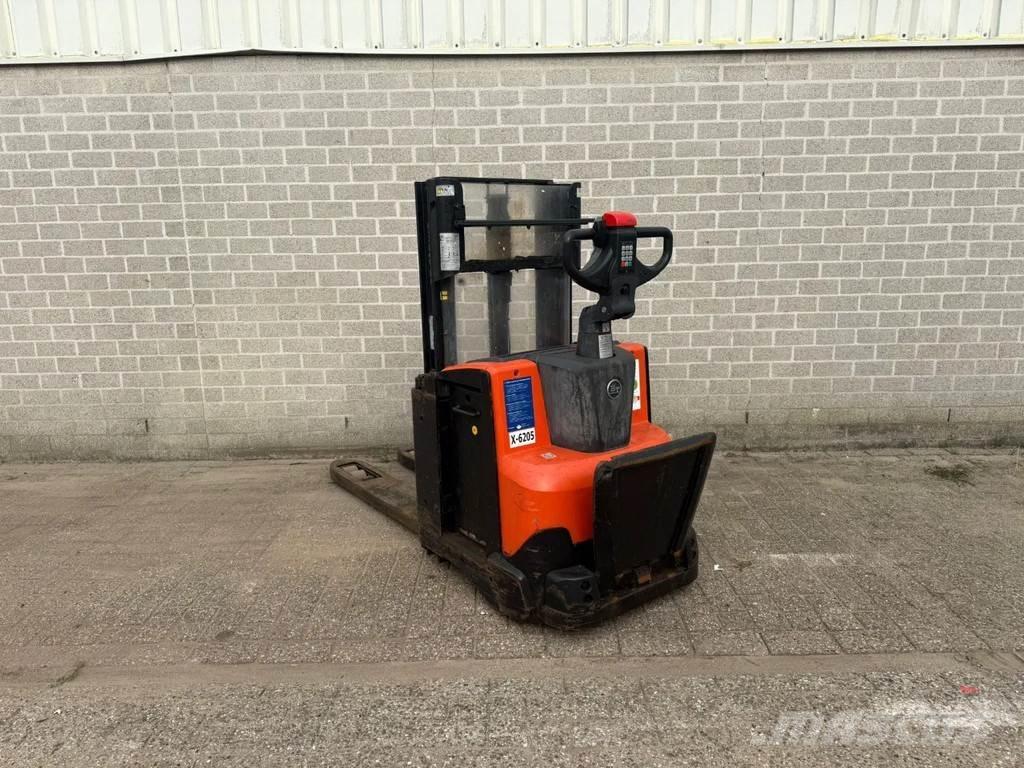 BT SWE200D Transpallet uomo a terra