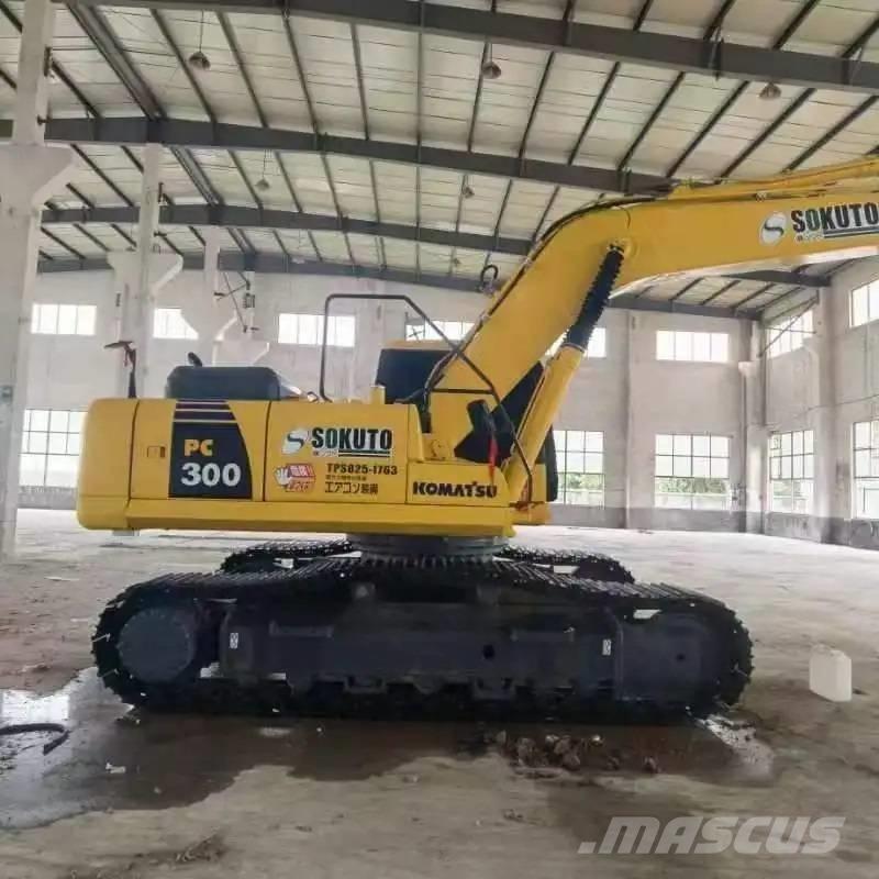 Komatsu PC300-7 Escavatori cingolati
