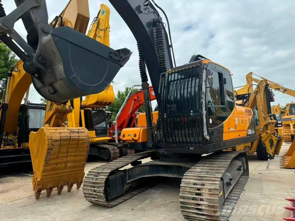 Hyundai R220LC-9S Escavatori cingolati