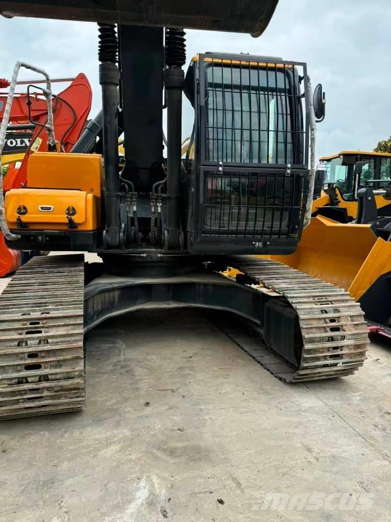 Hyundai R220LC-9S Escavatori cingolati