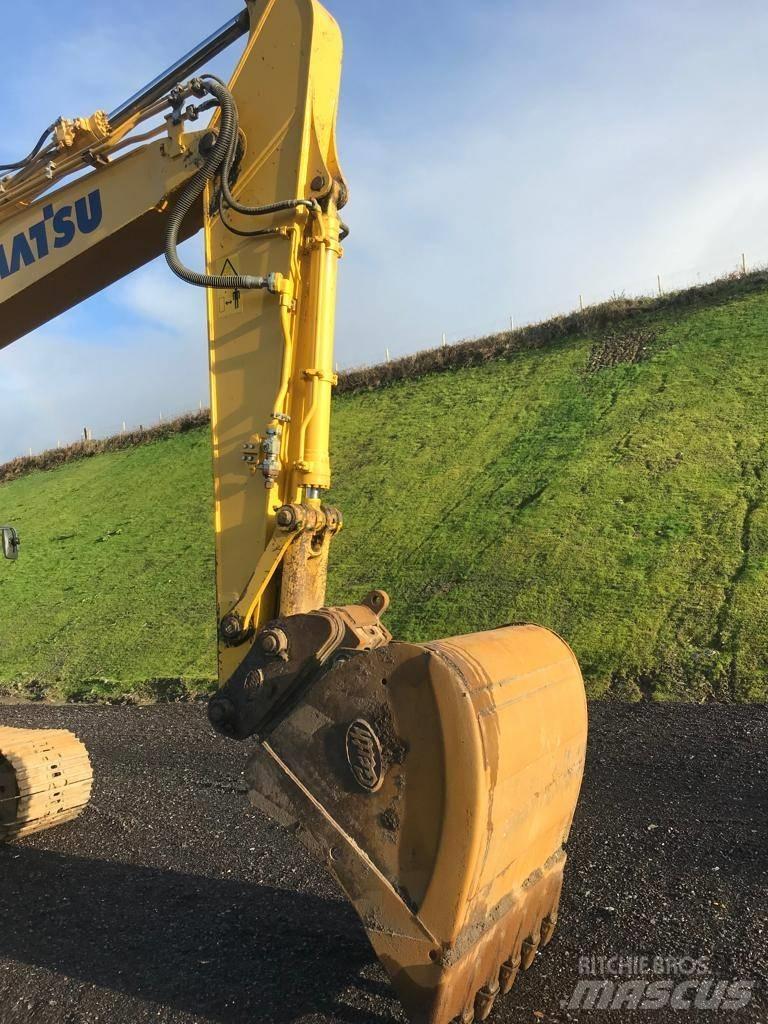 Komatsu PC210-11 Escavatori cingolati