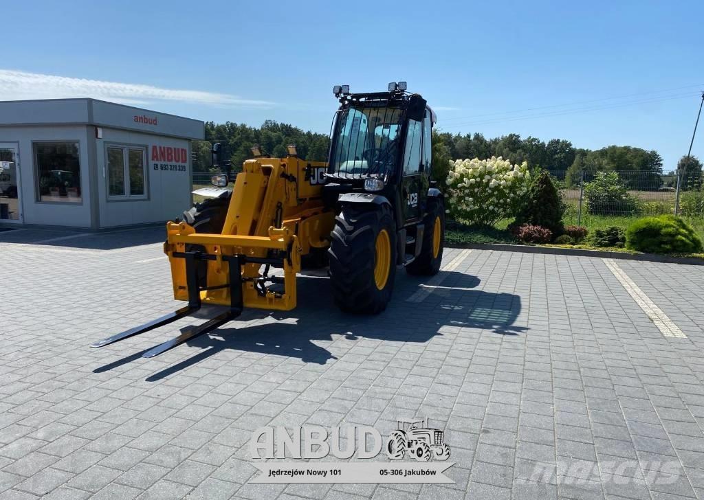 JCB 541-70 Agripro Pale gommate telescopiche