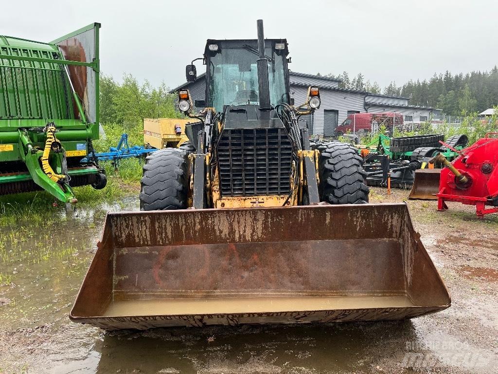 Lännen C10 Escavatori gommati