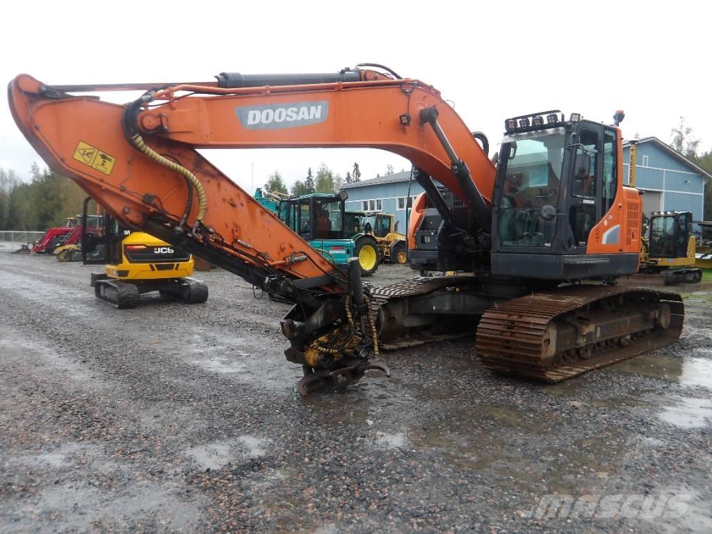 Doosan DX 235 LCR-5 Escavatori cingolati