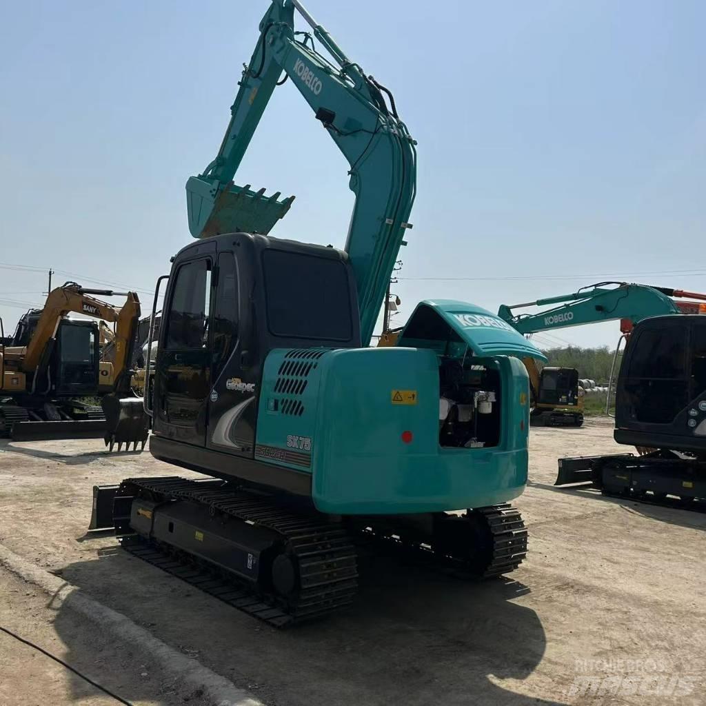 Kobelco 75 Escavatori cingolati
