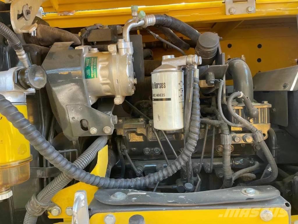 Komatsu PC70-8 Escavatori medi 7t - 12t