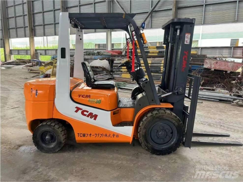 TCM FD 30 Carrelli elevatori diesel