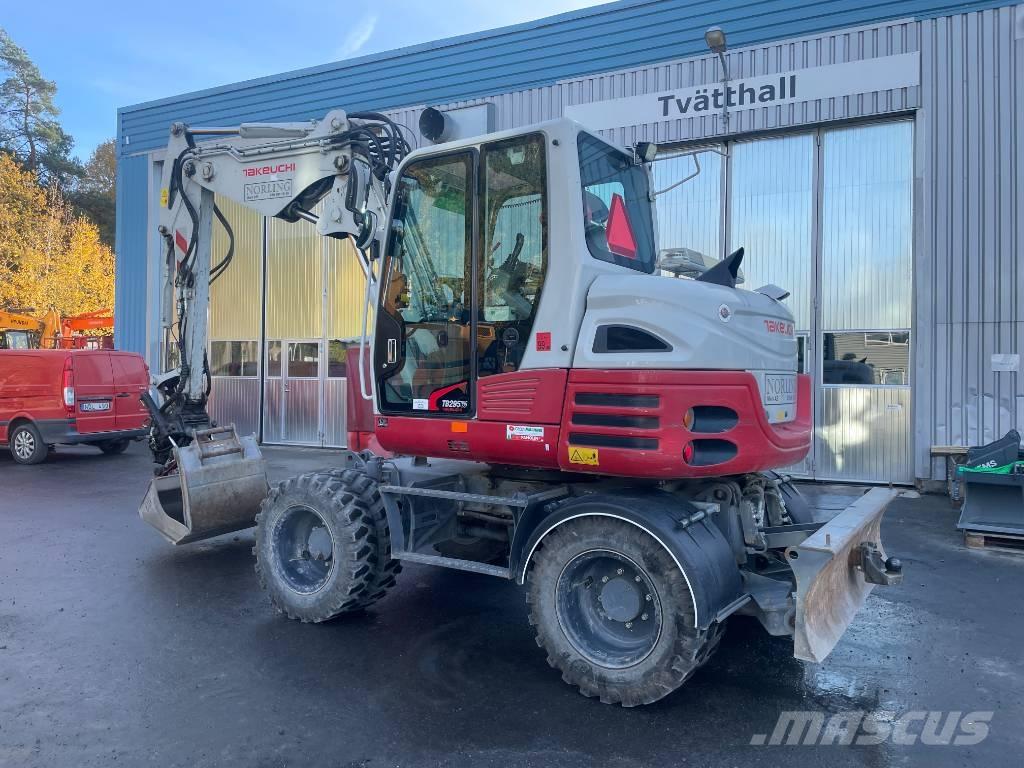 Takeuchi TB 295 W Escavatori gommati