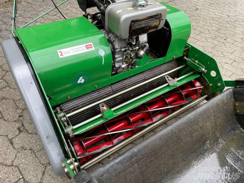 Dennis G860 Tosaerba per il green