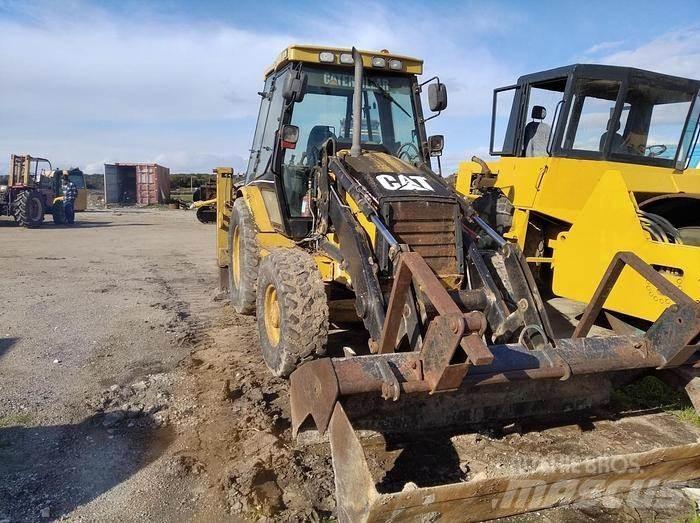 CAT 432D Terne