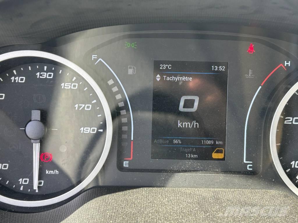 Iveco IS35SI2AA Piattaforme autocarrate