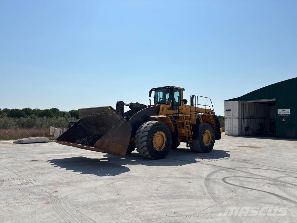Volvo L 350 F Pale gommate