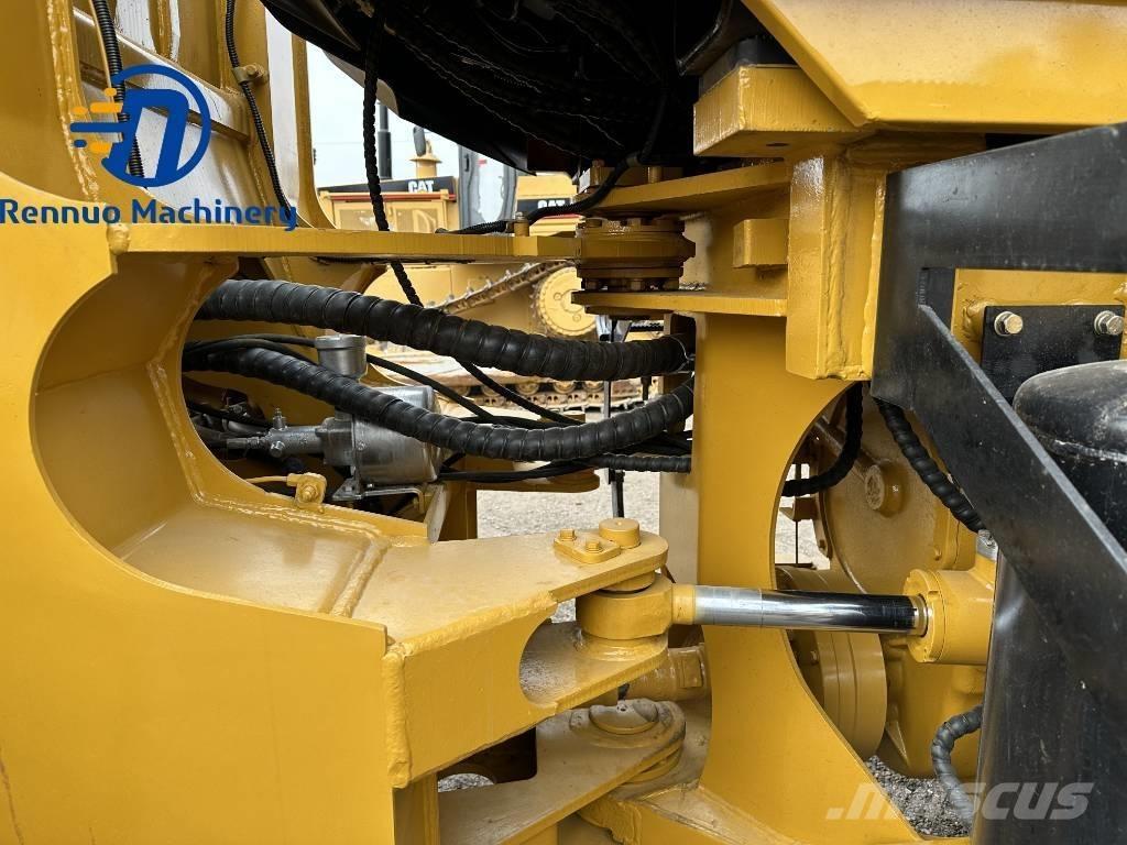 CAT 966 H Pale gommate