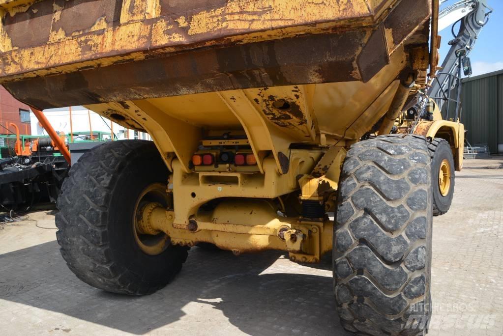 CAT 735 Dumpers articolati