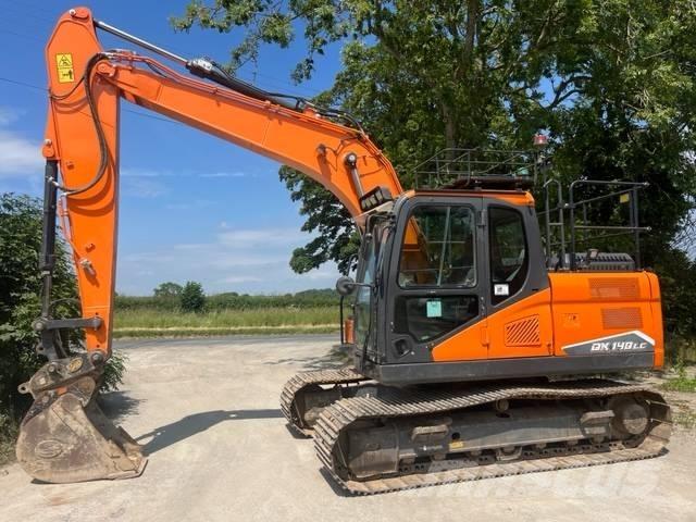 Doosan DX 140 LC-7 Escavatori cingolati