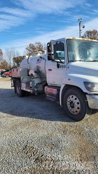 Hino Toilet Truck Cisterna