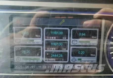 Sany STC1000C7-1 Gru per tutti i terreni