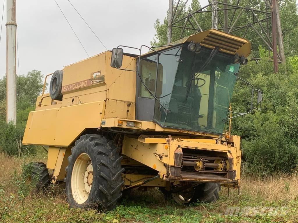 New Holland TX 32 Mietitrebbiatrici