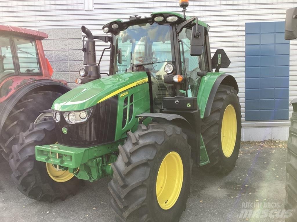John Deere 6120M Trattori