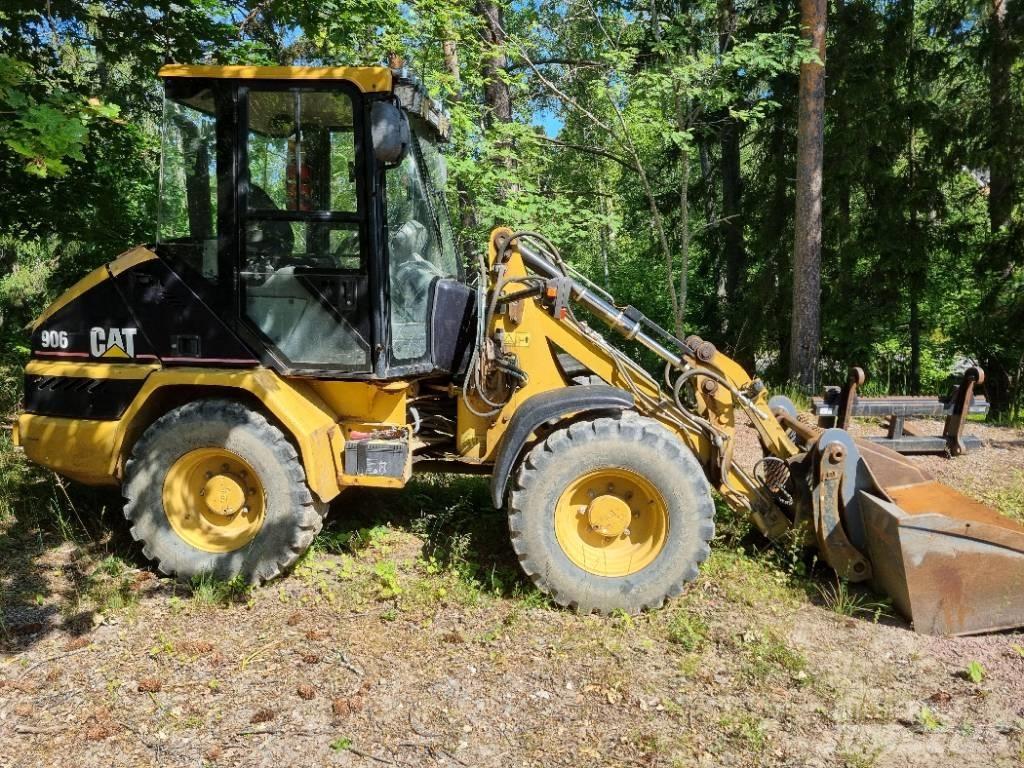 CAT 906 Pale gommate