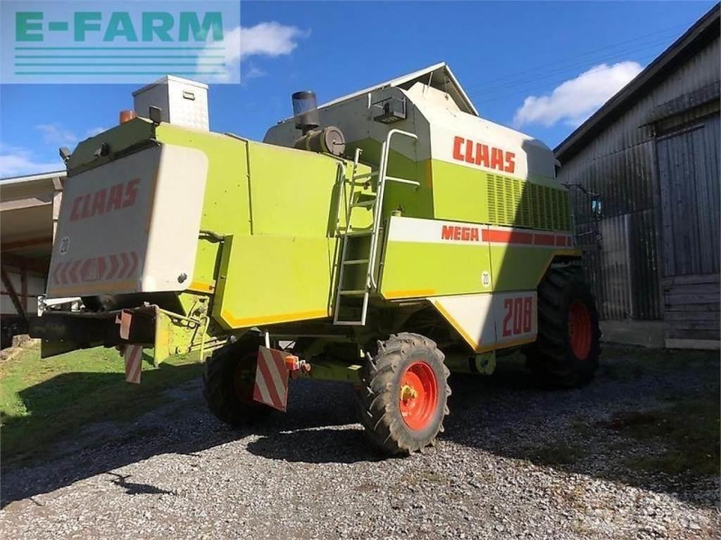 CLAAS mega 208 Mietitrebbiatrici