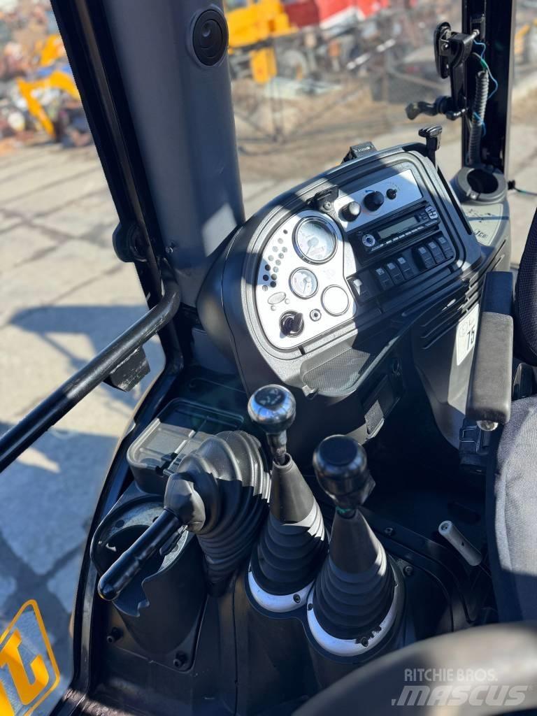 JCB 4 CX Terne