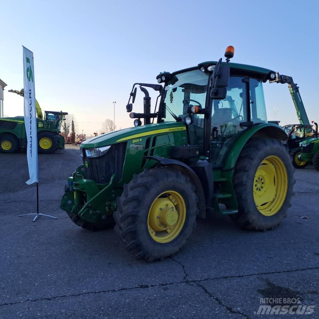 John Deere 5125R Trattori