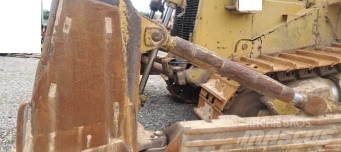 CAT D 9 N Dozer cingolati