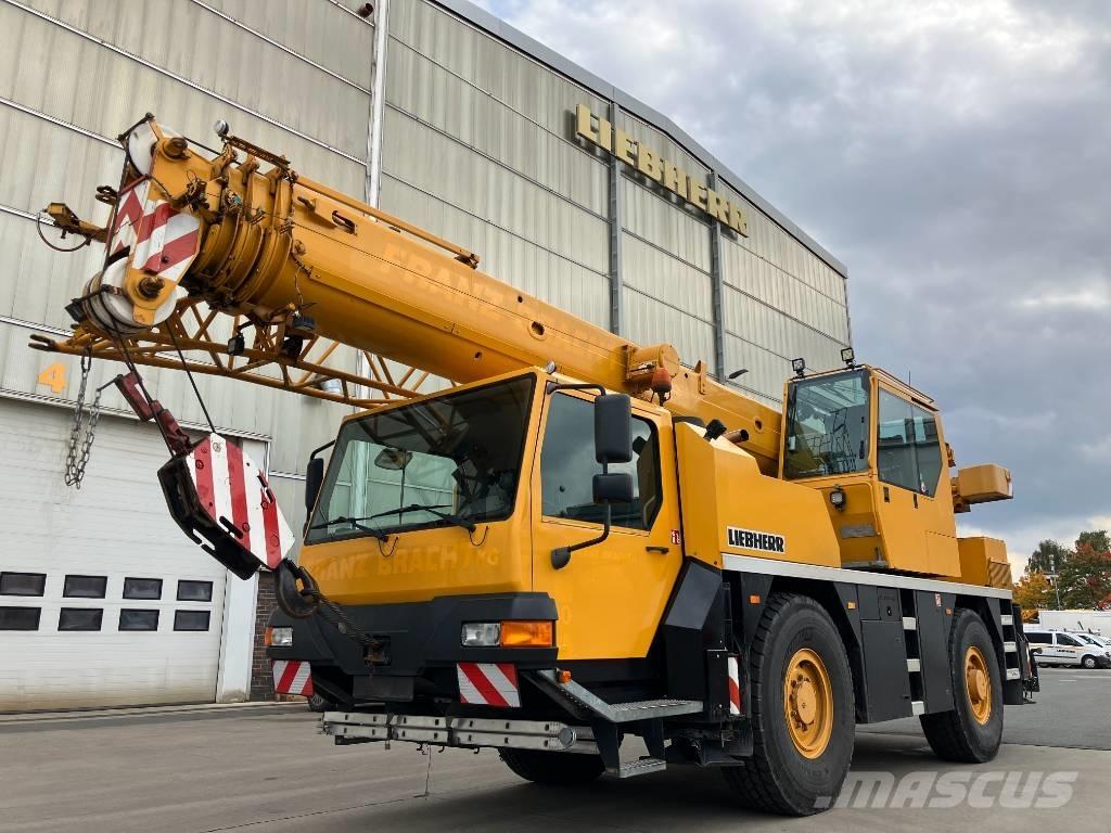 Liebherr LTM 1030-2 Gru per tutti i terreni