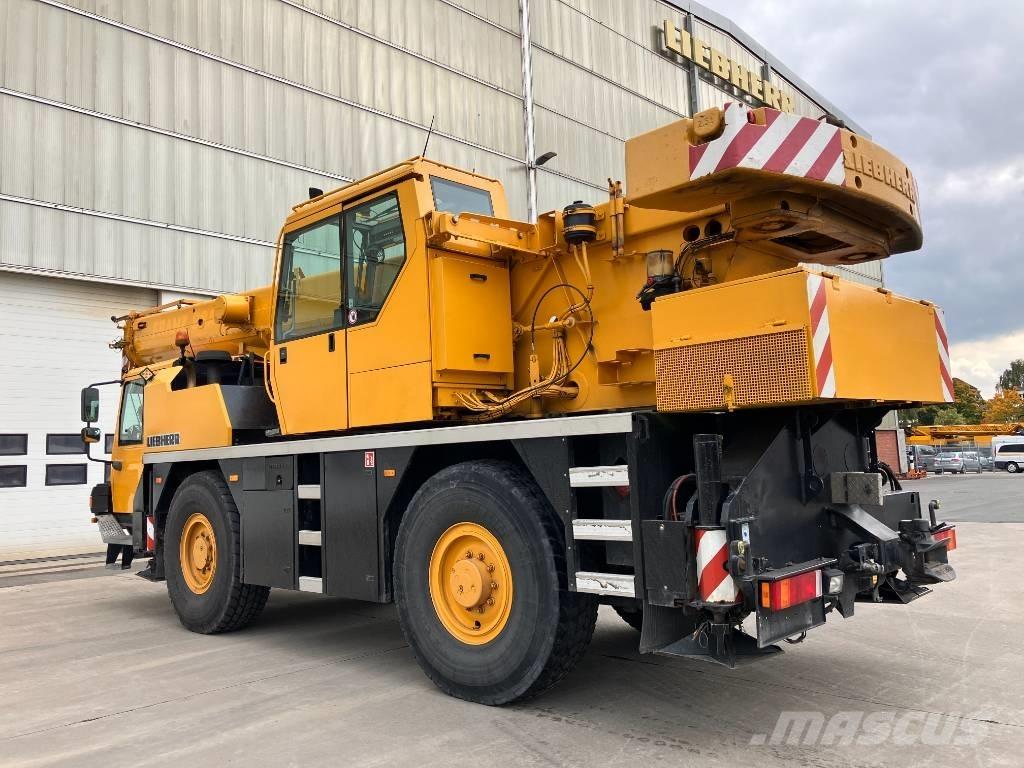 Liebherr LTM 1030-2 Gru per tutti i terreni