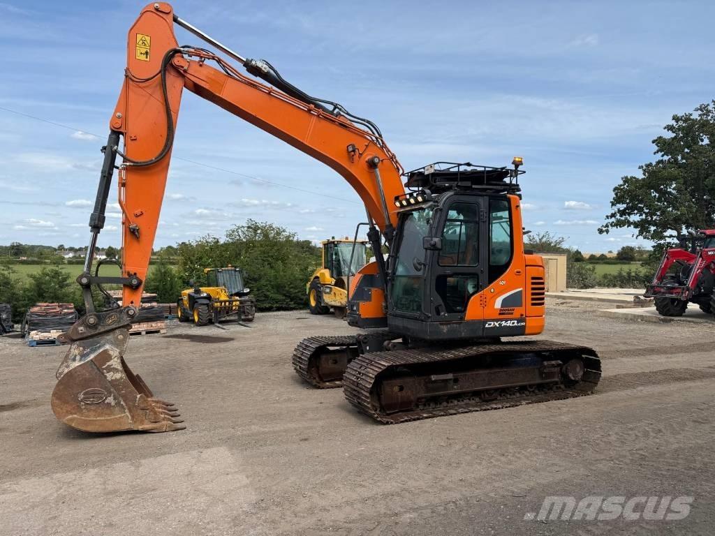 Doosan DX 140 LCR-5 Escavatori cingolati