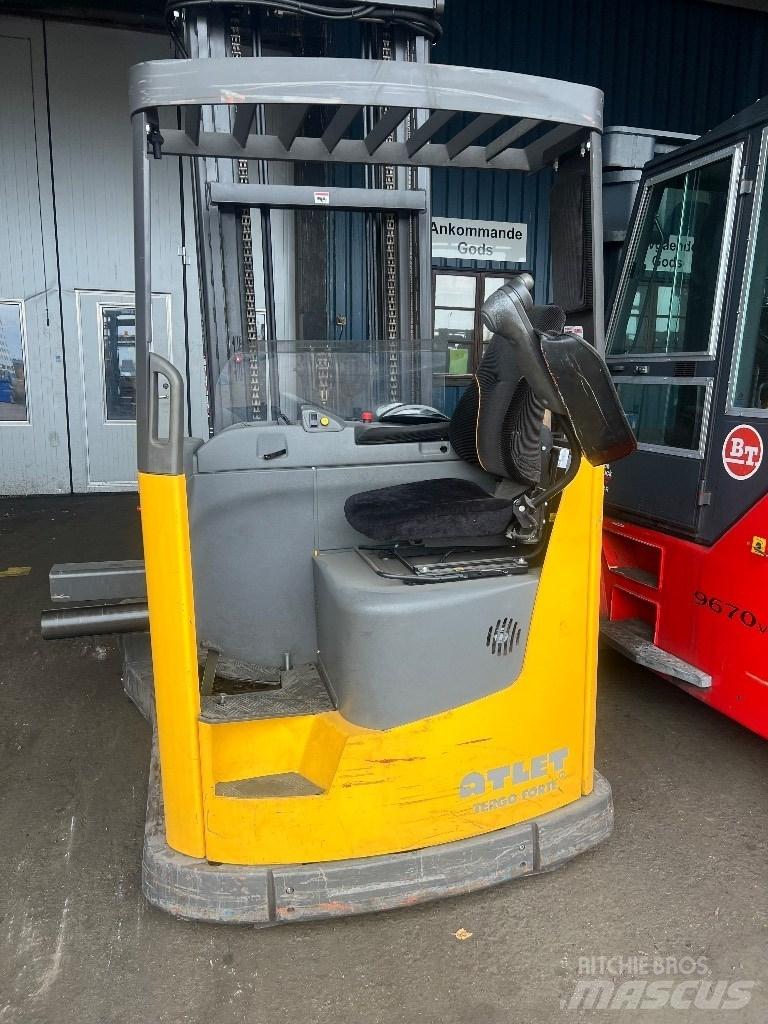 Atlet UFS250 Carrello elevatore retrattile a 4 vie