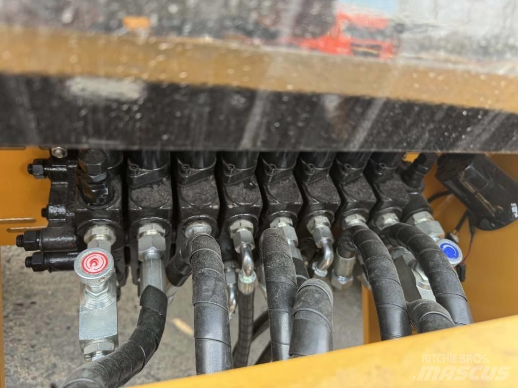 CAT 420 F Terne