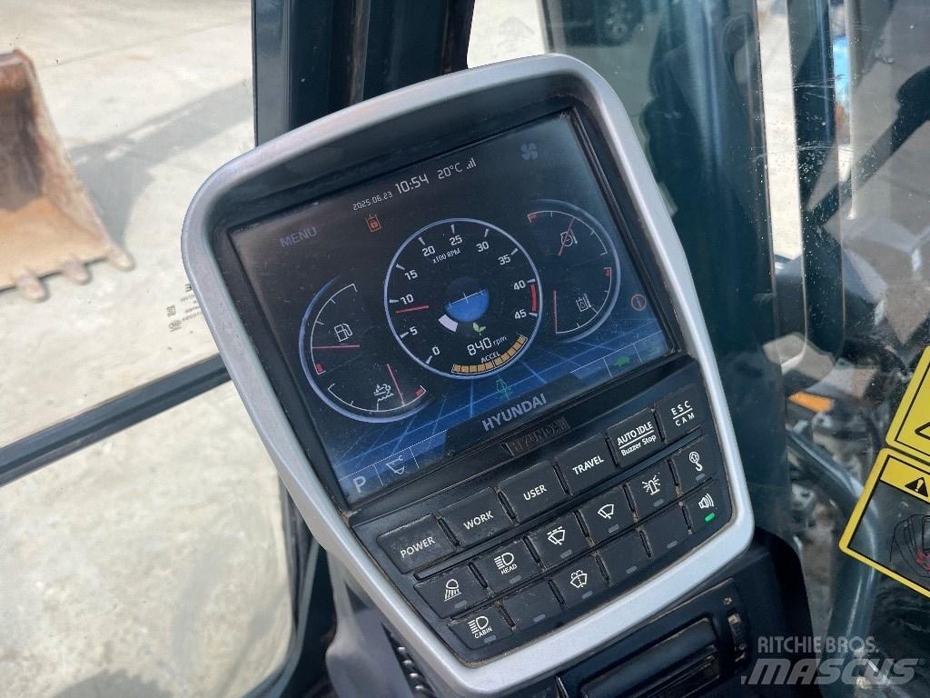 Hyundai HX220AL Escavatori cingolati