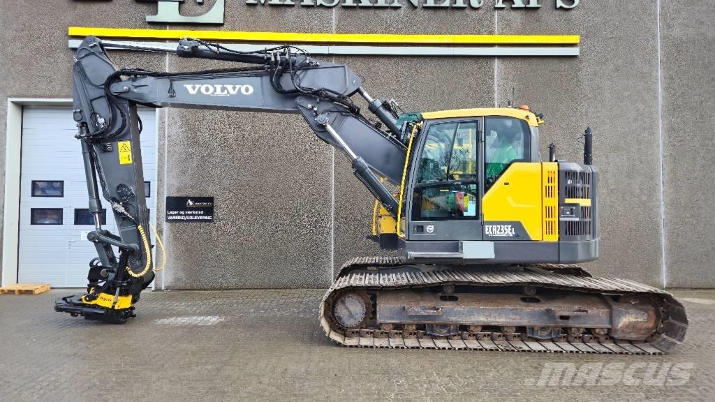 Volvo ECR 235 E L Escavatori cingolati