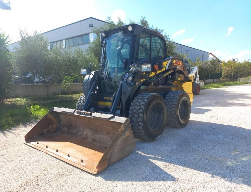 New Holland L320 Mini Pale Gommate