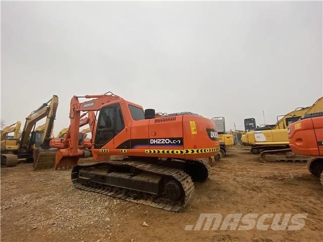 Doosan DH220LC-7 Escavatori cingolati