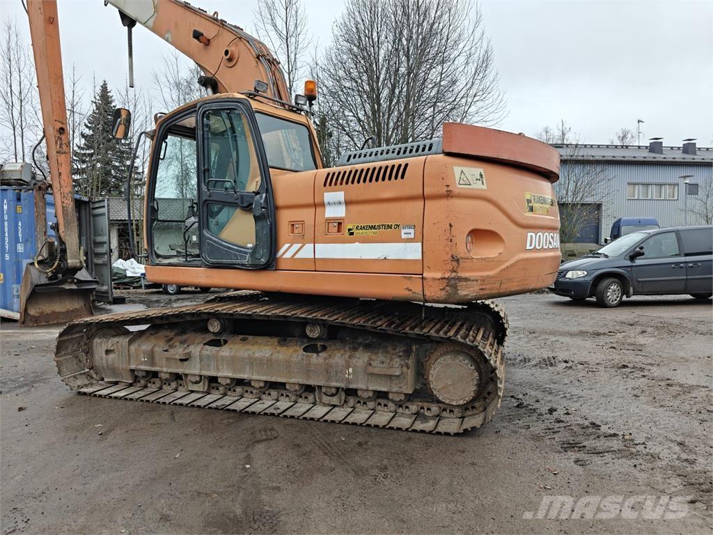 Doosan DX 225 LC Escavatori a lunga portata