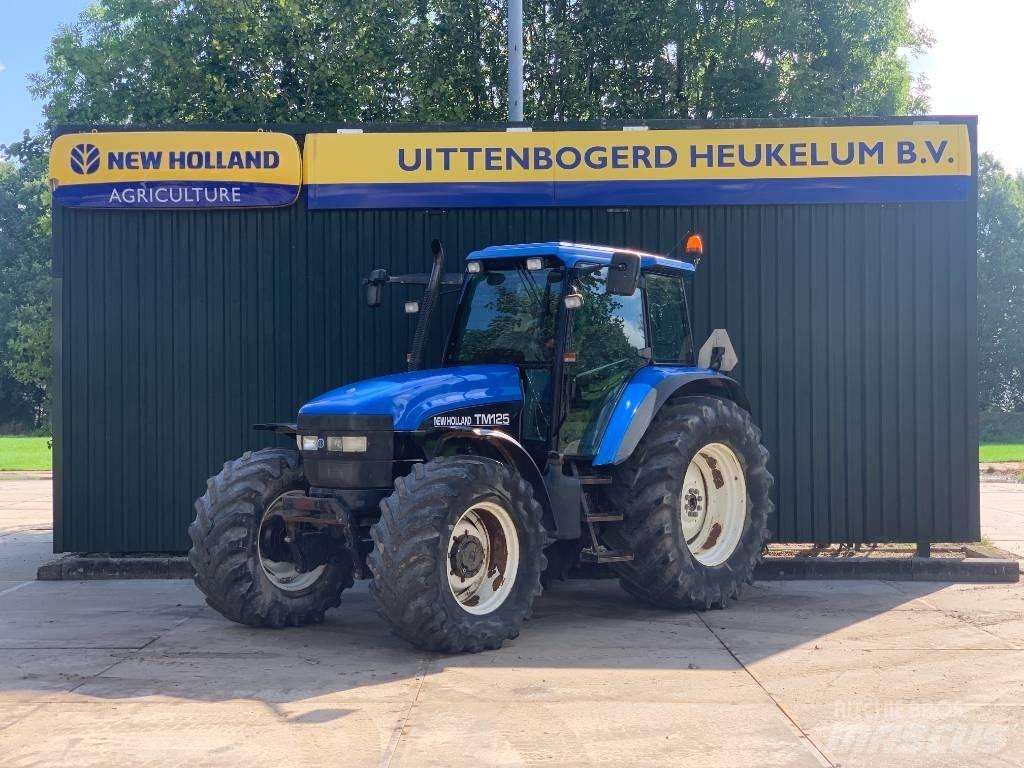 New Holland TM 125 Trattori