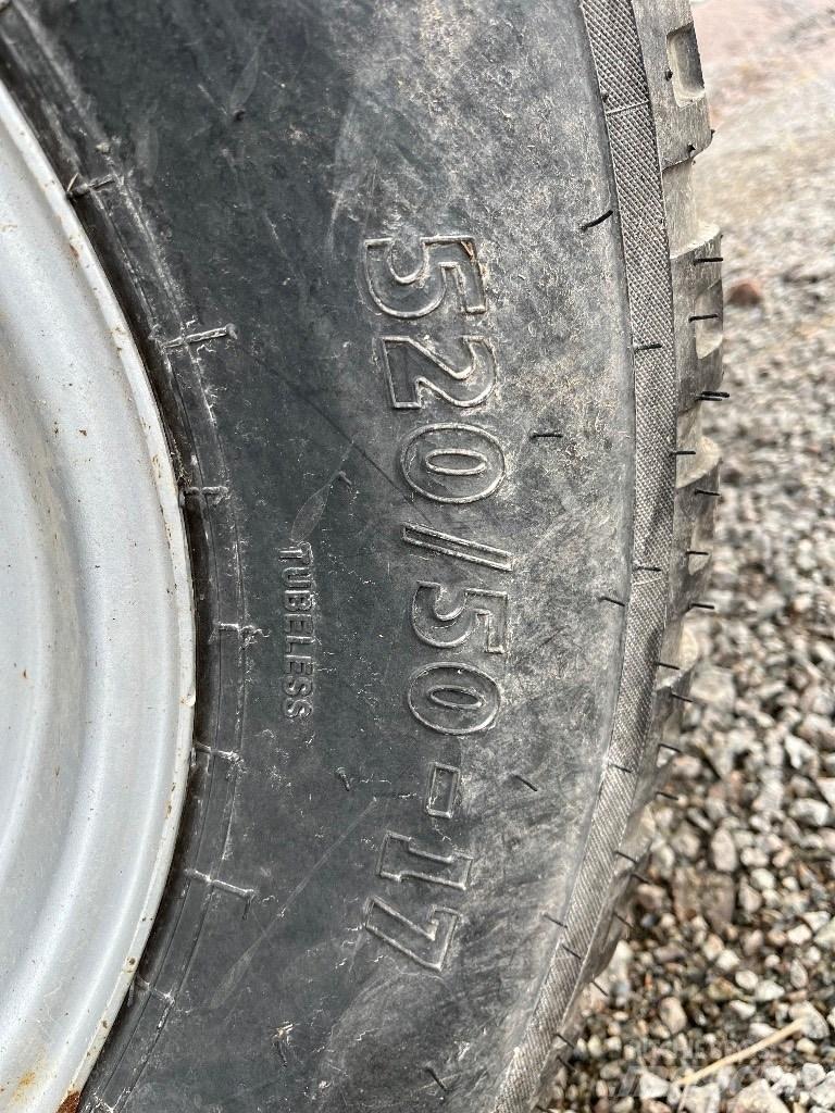 Palmse Trailer D1300 Rimorchi ribaltabili