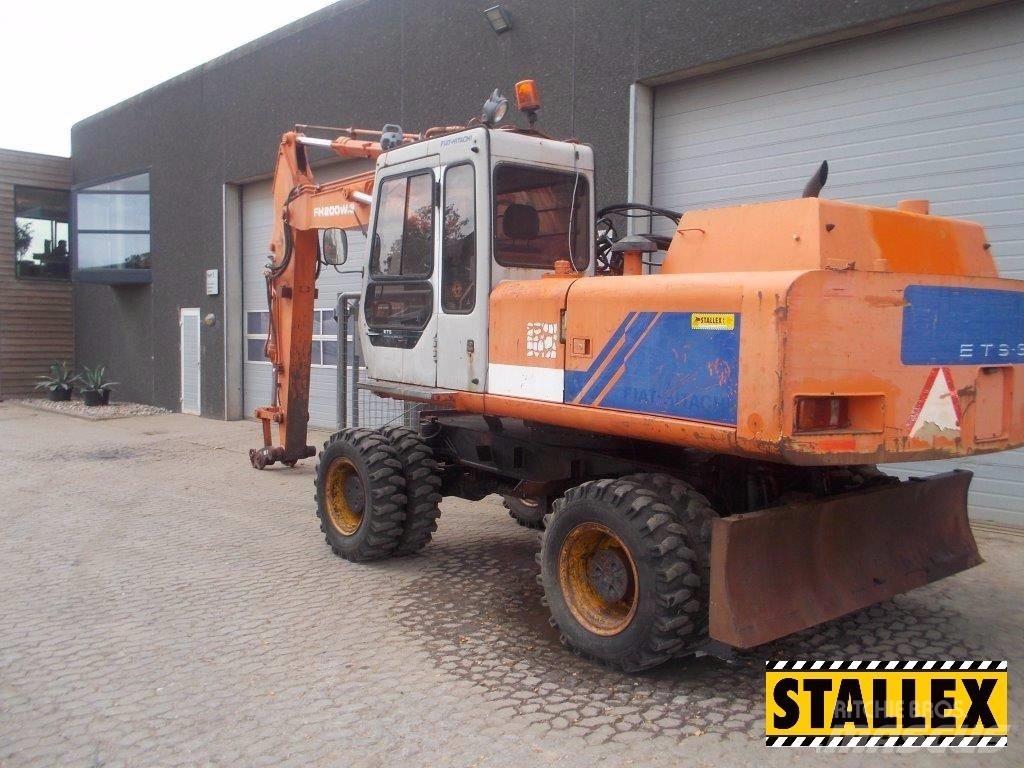 Hitachi 200W Escavatori gommati