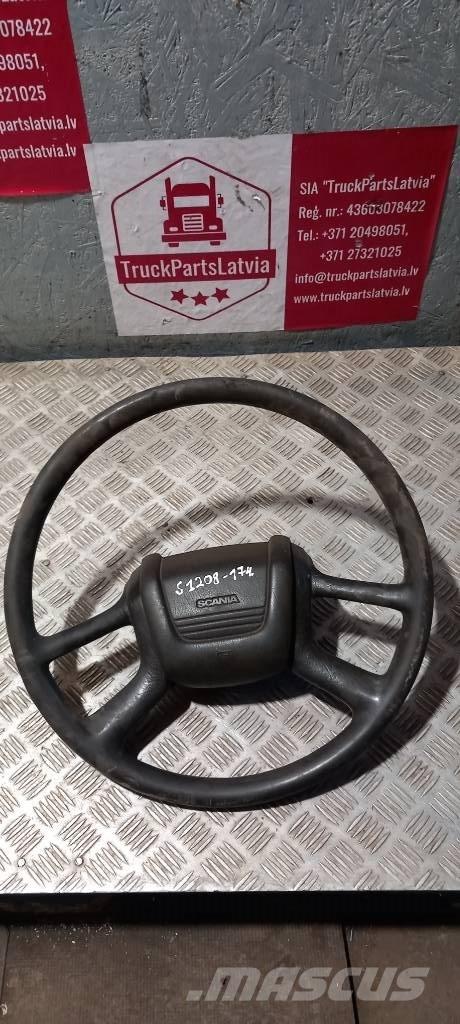 Scania 94 D.    1439128 Cabine e interni