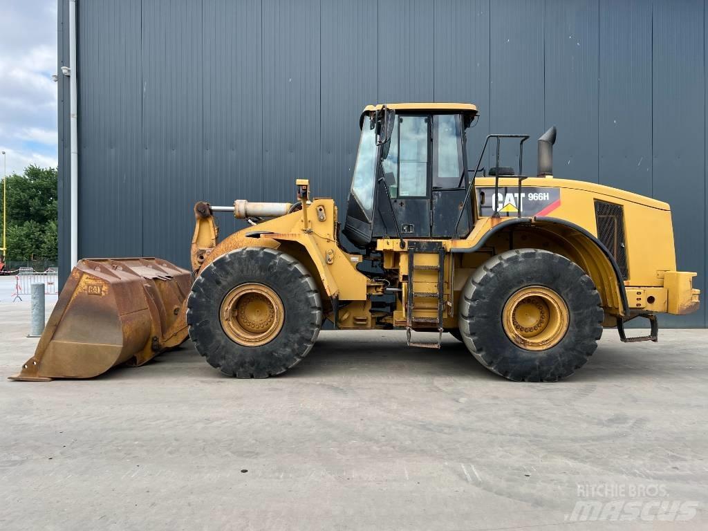 CAT 966 H Pale gommate