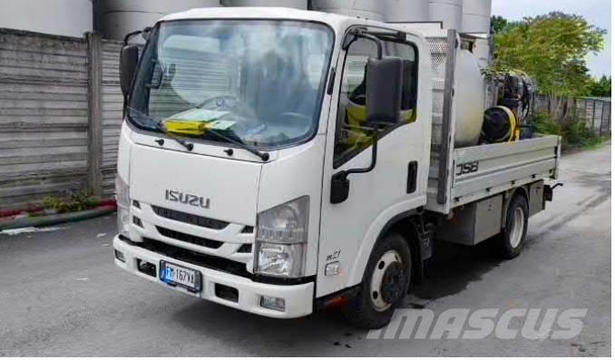Isuzu N 1R 87A Camion cassonati